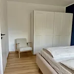 Semesterbostad Neu Renovierte Mit 2 Schlafzimmern, Kueche & Waschtrockner - 900 M Zentrum Borken (North Rhine-Westphalia)