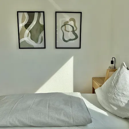 Neu Renovierte Mit 2 Schlafzimmern, Kueche & Waschtrockner - 900 M Zentrum Feriehus *