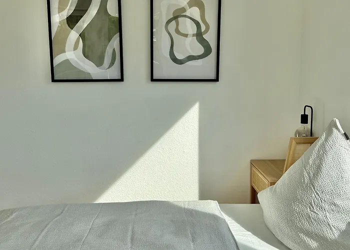 Neu Renoviertes Apartment Mit 2 Schlafzimmern, Kueche & Waschtrockner - 900 M Zentrum Borken Casa de Férias *