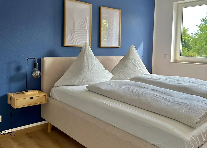 Neu Renoviertes Apartment Mit 2 Schlafzimmern, Kueche & Waschtrockner - 900 M Zentrum Borken Σπίτι διακοπών *