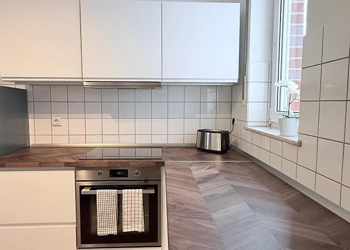 Neu Renoviertes Apartment Mit 2 Schlafzimmern, Kueche & Waschtrockner - 900 M Zentrum Borken * Borken (North Rhine-Westphalia)